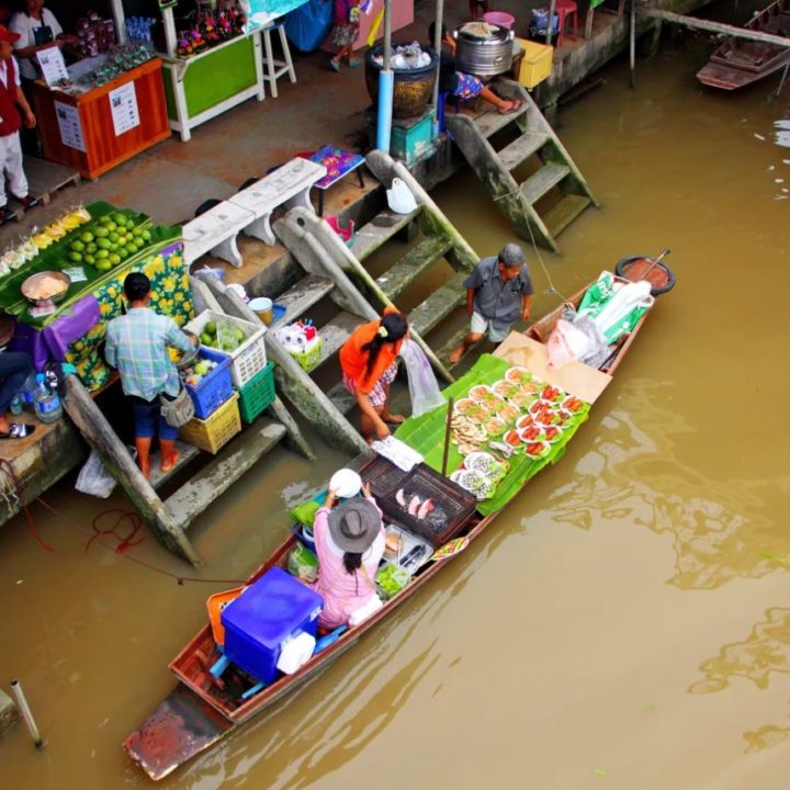 marché-flottant-dAmphawa