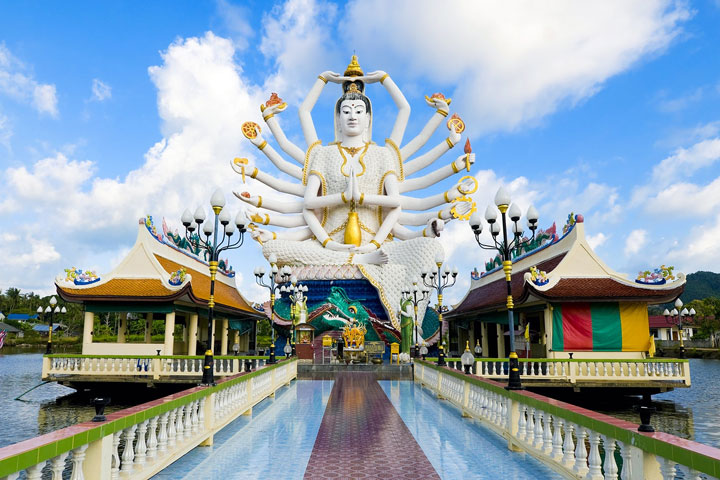 Guanyin-Buddha-Statue-of-Wat-Plai-Laem