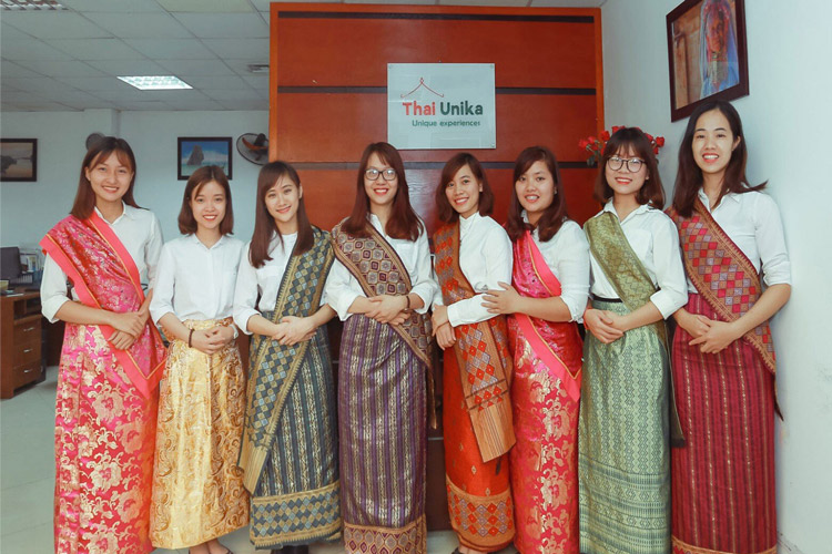 Les conseillères de voyage de Thai Unika